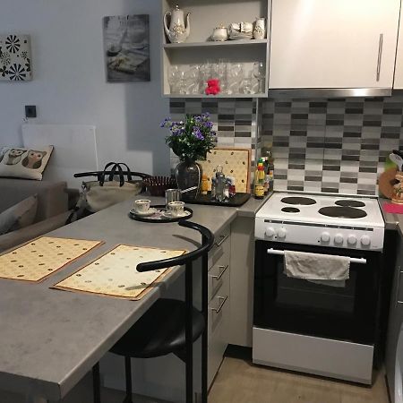 Apartment Kanarian 1A Лоутраки Экстерьер фото